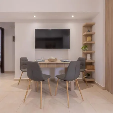 Citrea Stylish House With Garden Near Holiday home Heraklion (Crete)