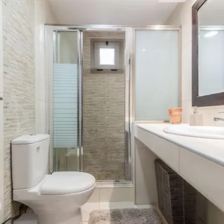 Holiday home Citrea Stylish House With Garden Near