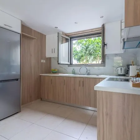 Citrea Stylish House With Garden Near * Heraklion (Crete)
