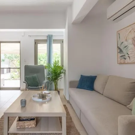 Citrea Stylish House With Garden Near Heraklion (Crete)